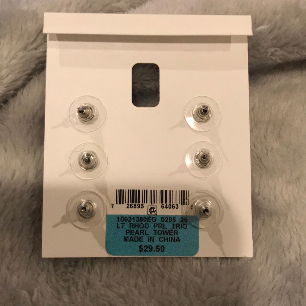 Ball Earring Set - Picture 3 of 5